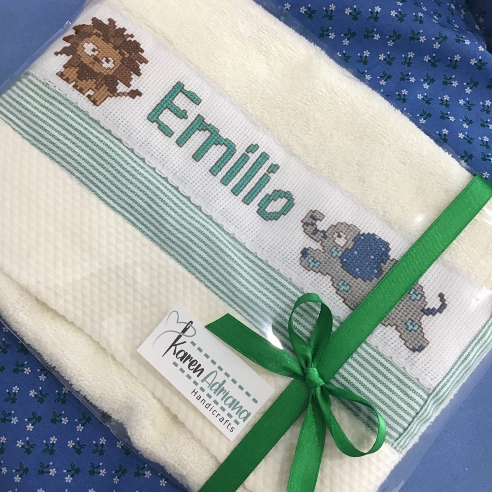 TOALLA BORDADA PERSONALIZADA