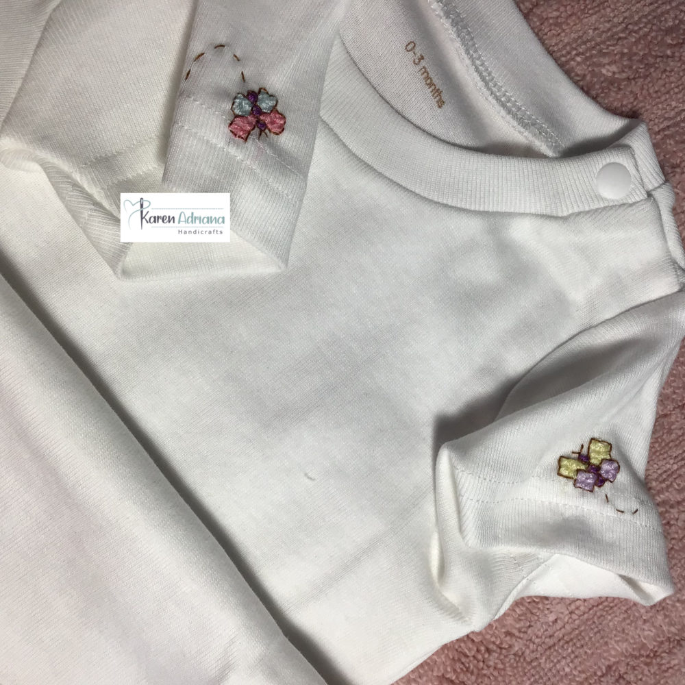 CAMISA BORDADA PARA BEBÉ